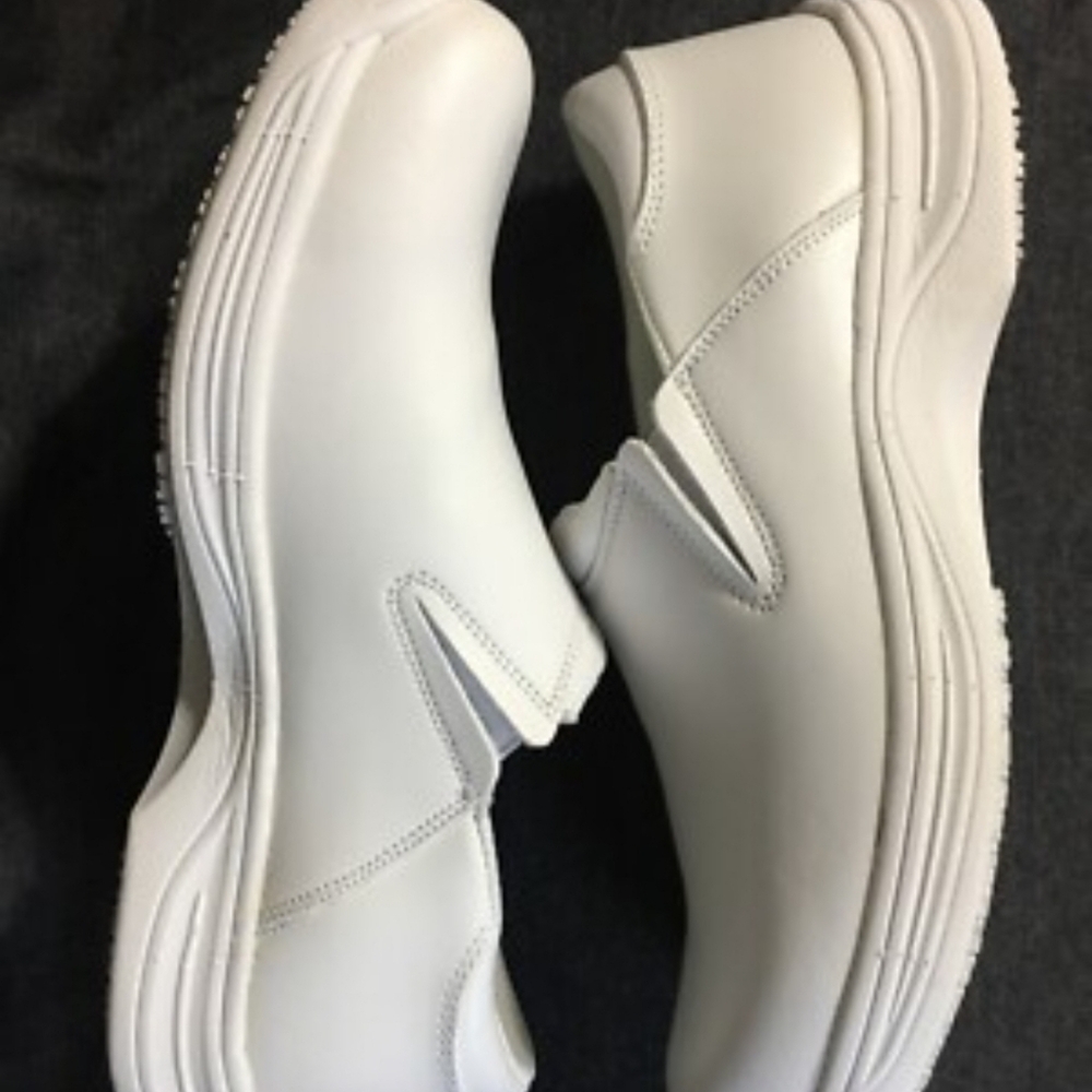 Men's White Slip-On Dress Shoes